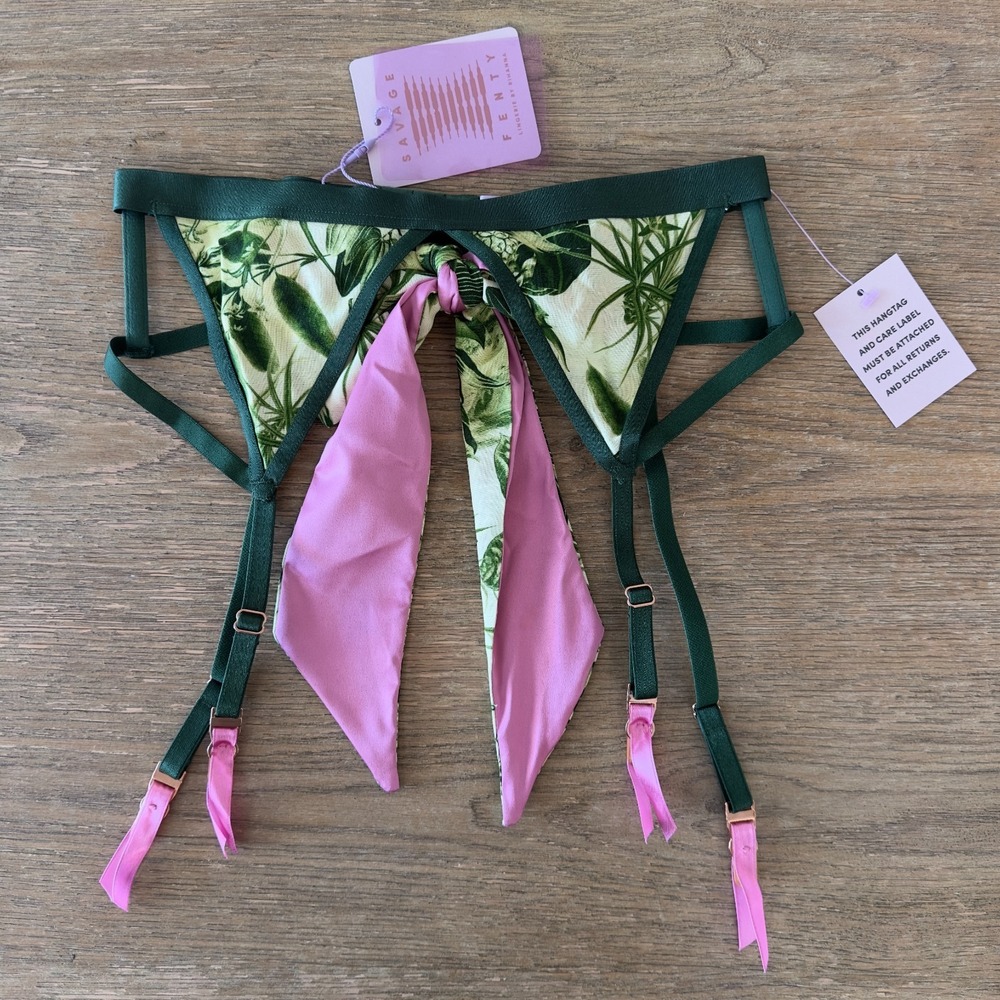 NWT Savage X Fenty Living in the Clouds Garter Belt-Green & Pink Jungle Print-Sm